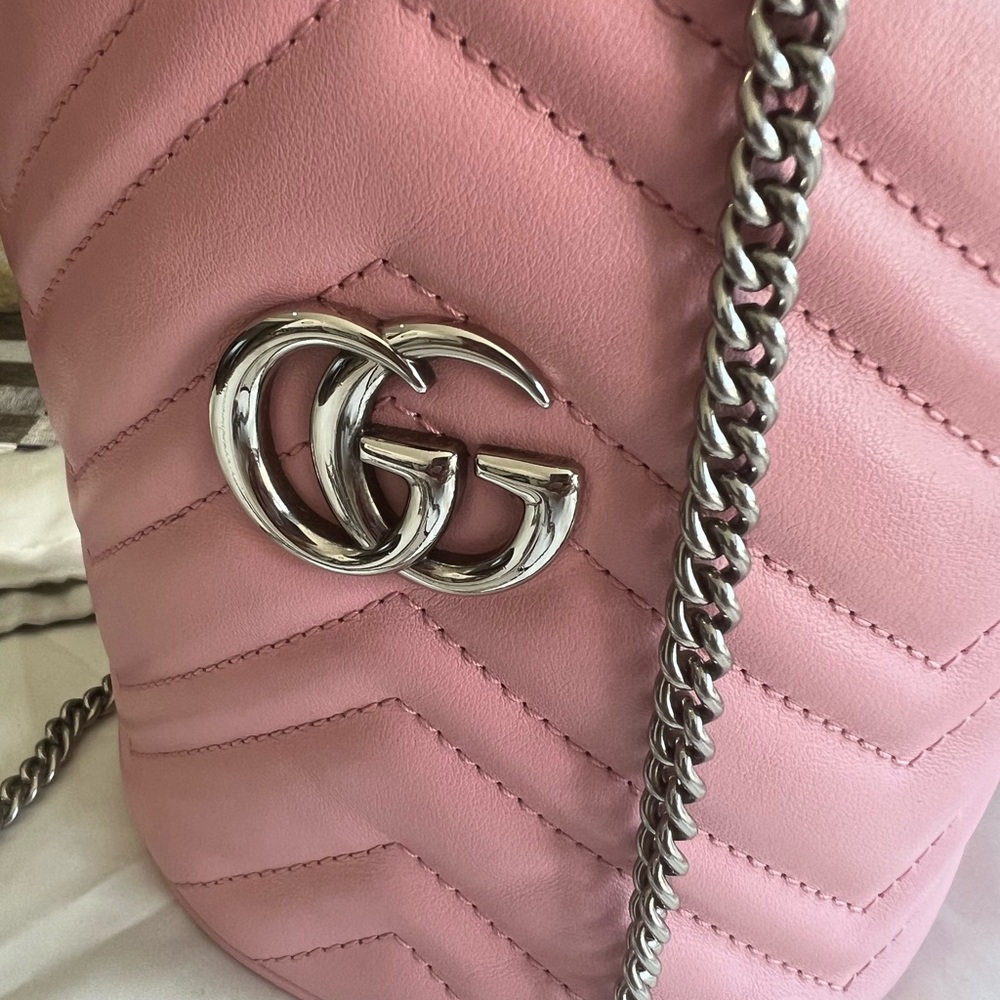GUCCI GG MARMONT PINK Mini Bucket BAG. 100% Authentic